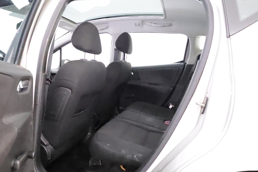 Peugeot 207 vaihtoauto