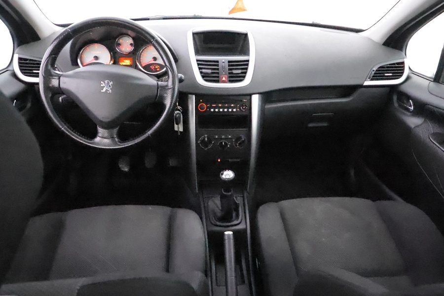Peugeot 207 vaihtoauto