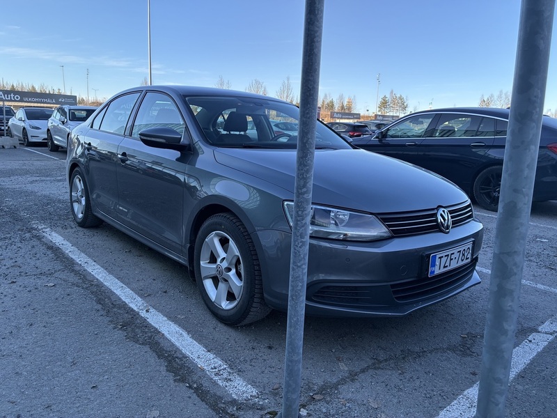 Volkswagen Jetta vaihtoauto