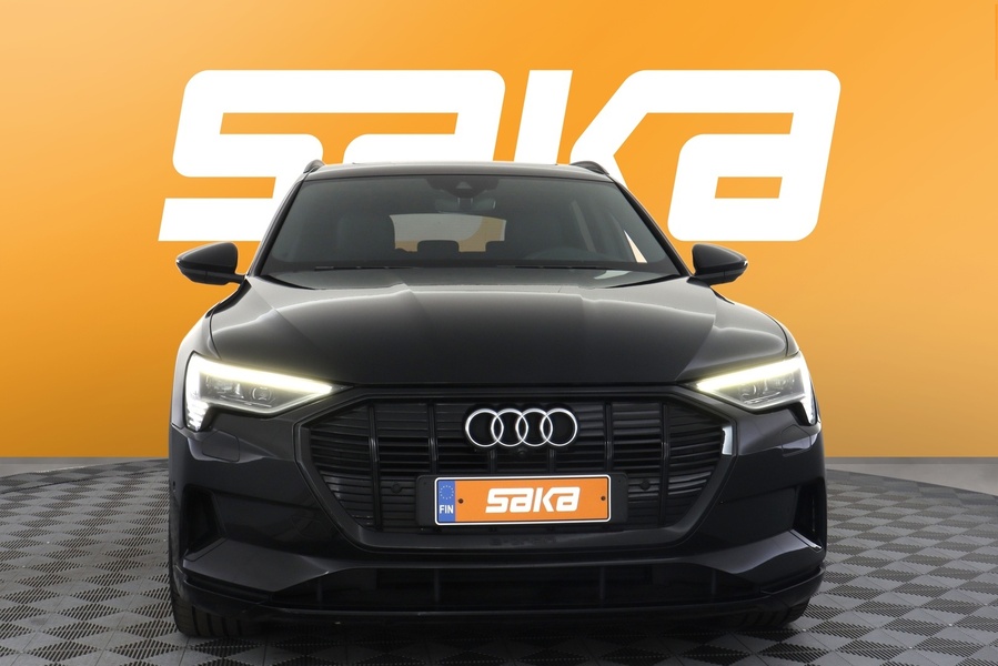 Audi e-tron vaihtoauto