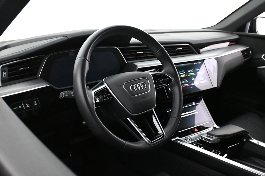 Audi e-tron vaihtoauto