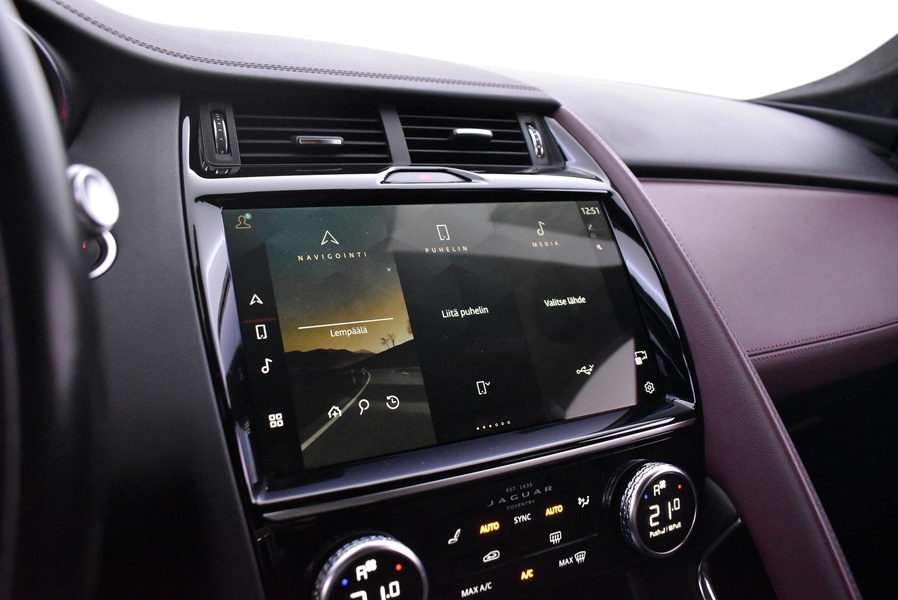 Jaguar E-PACE vaihtoauto