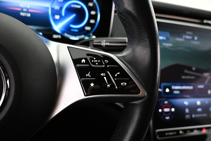 Mercedes-Benz EQE vaihtoauto