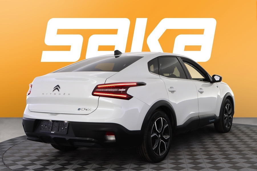 Citroën e-C4 X vaihtoauto