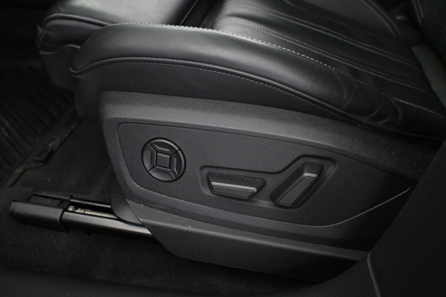 Audi Q8 e-tron vaihtoauto