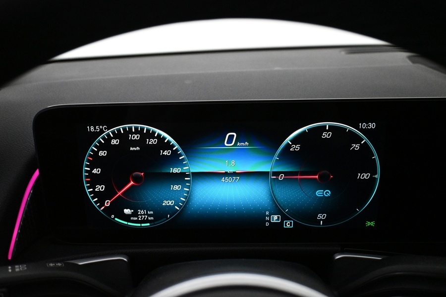 Mercedes-Benz EQB vaihtoauto