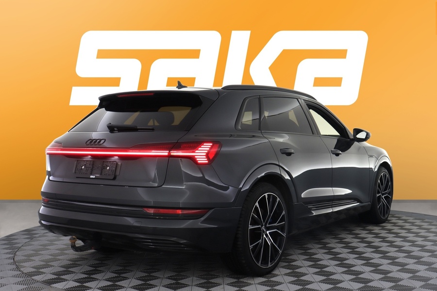 Audi e-tron vaihtoauto