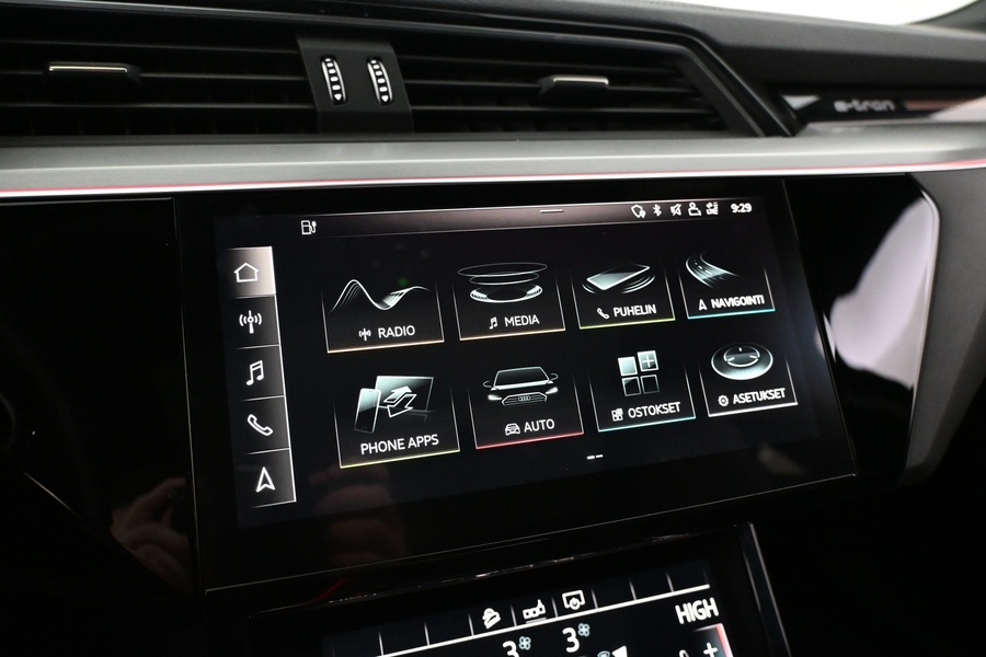 Audi e-tron vaihtoauto