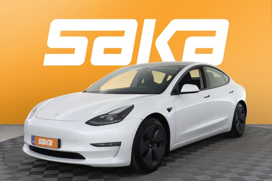 Tesla Model 3 vaihtoauto