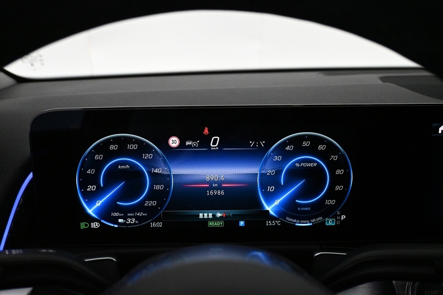Mercedes-Benz EQB vaihtoauto