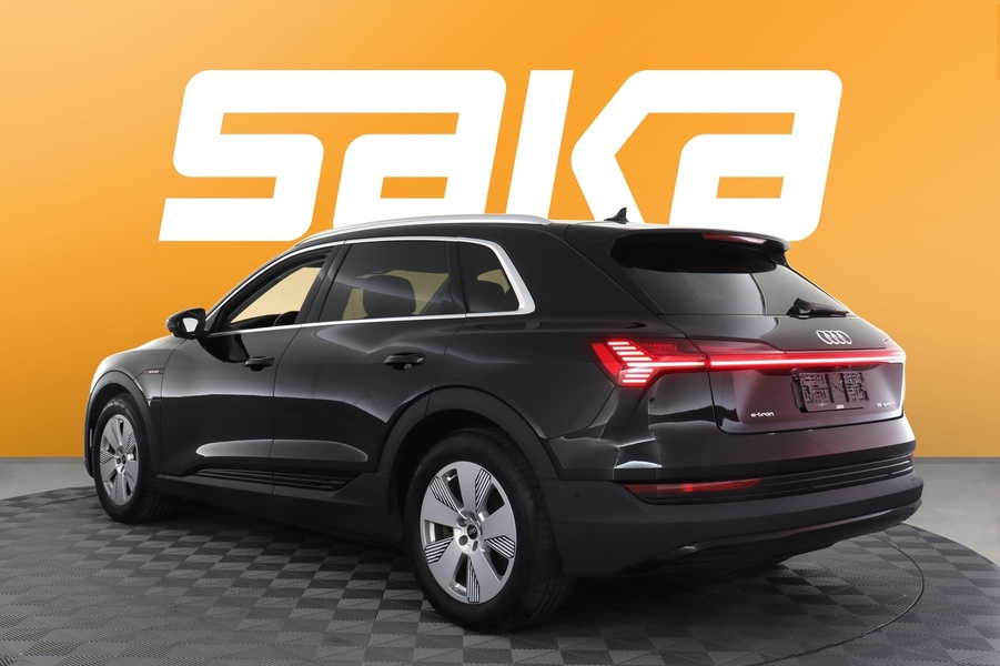 Audi e-tron vaihtoauto