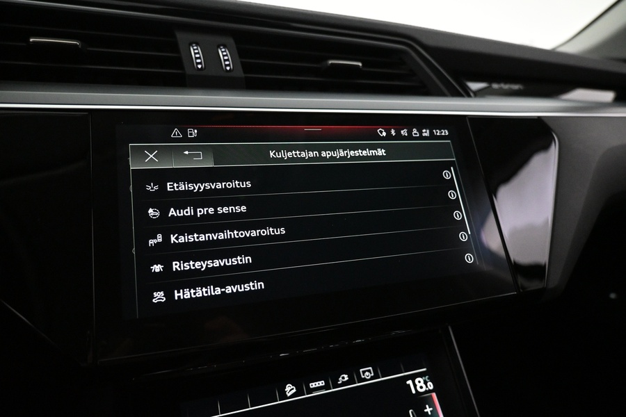 Audi e-tron vaihtoauto