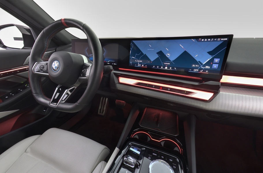 BMW i5 M60 vaihtoauto