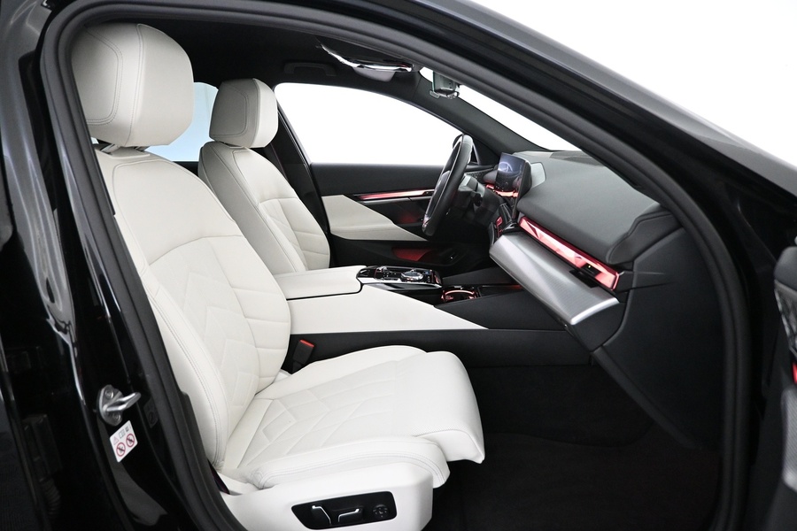 BMW i5 M60 vaihtoauto