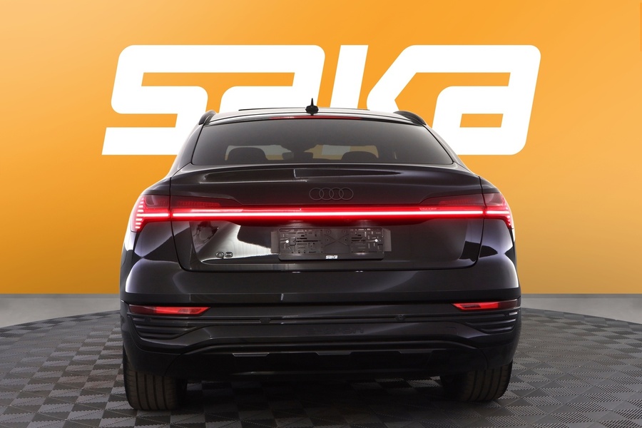 Audi Q8 e-tron vaihtoauto