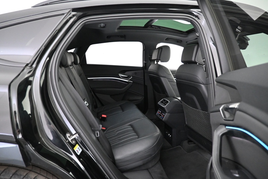 Audi Q8 e-tron vaihtoauto