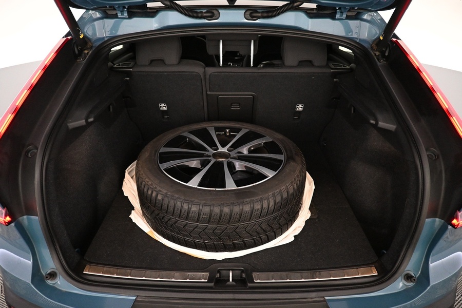 Volvo C40 vaihtoauto