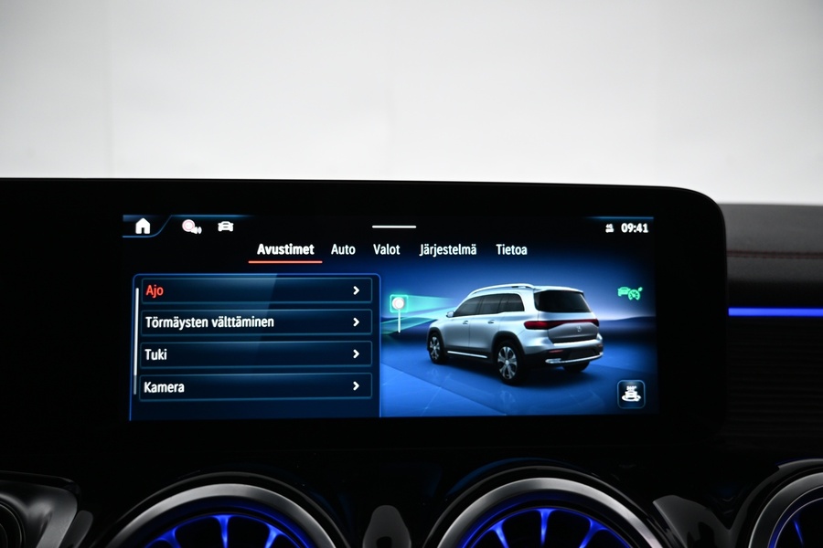 Mercedes-Benz EQB vaihtoauto