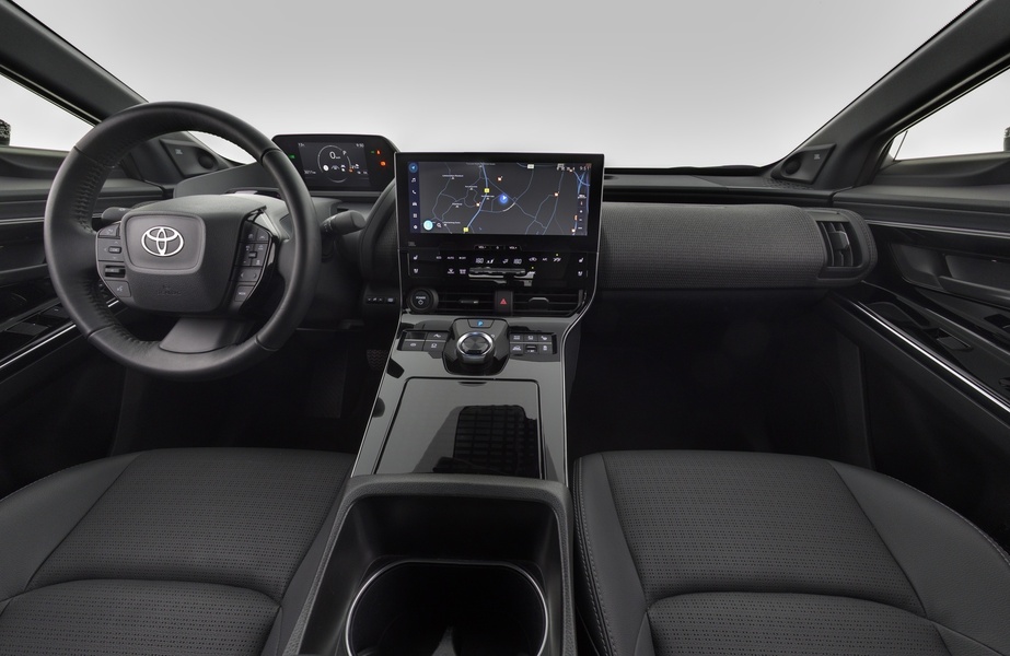 Toyota bZ4X vaihtoauto