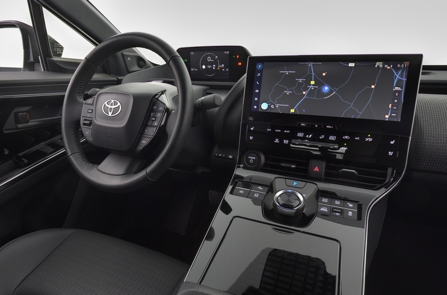 Toyota bZ4X vaihtoauto