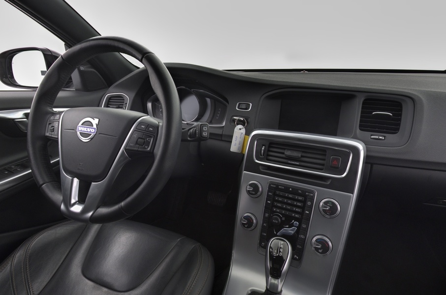 Volvo V60 Cross Country vaihtoauto