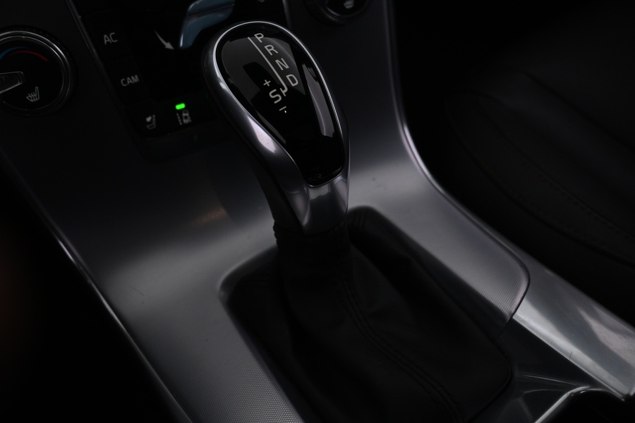 Volvo V60 Cross Country vaihtoauto