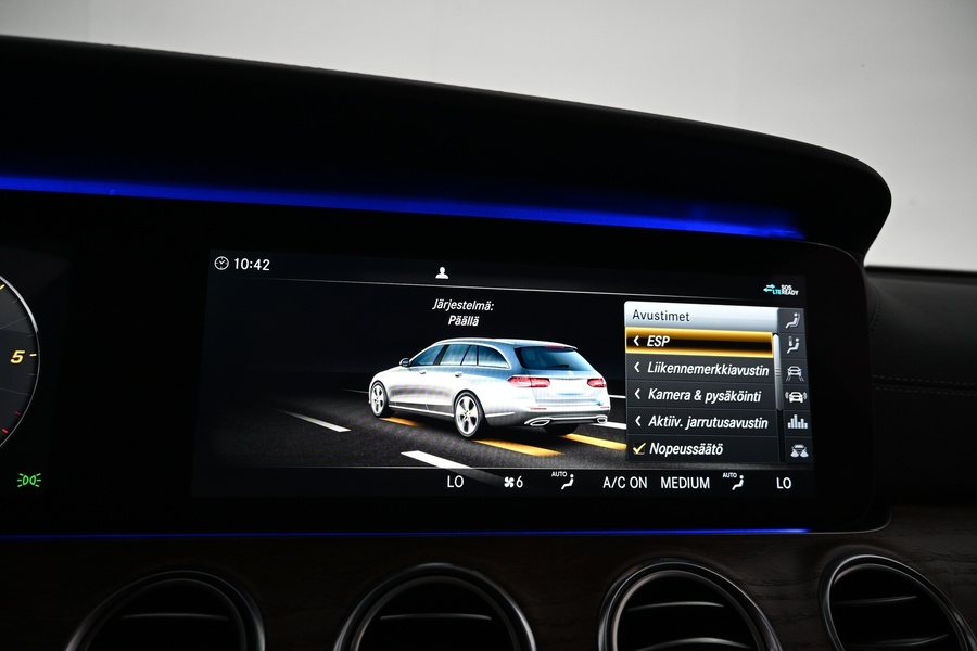 Mercedes-Benz E vaihtoauto