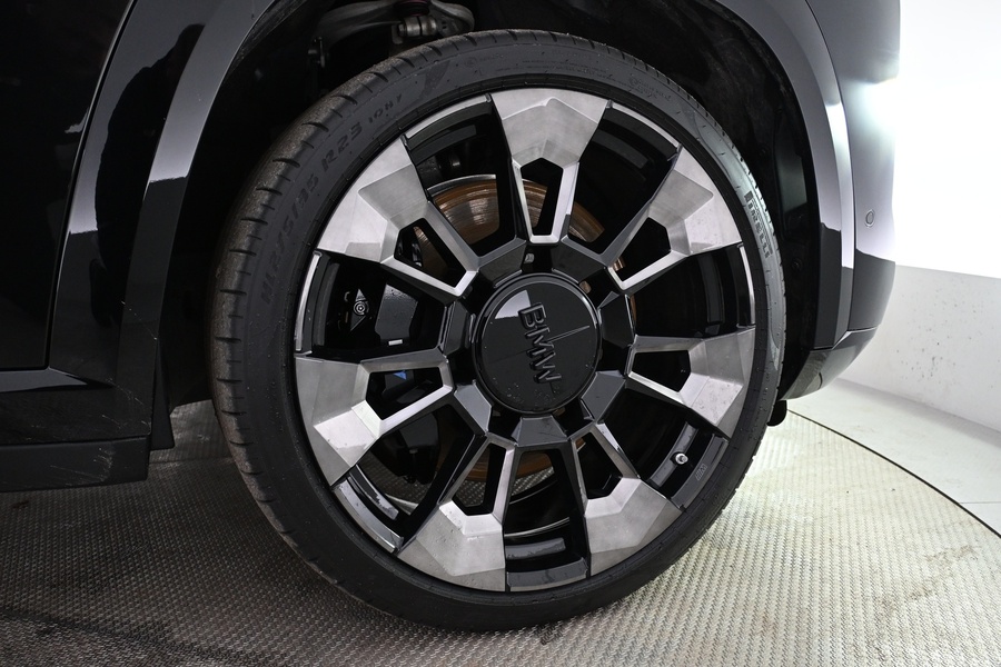 BMW XM vaihtoauto