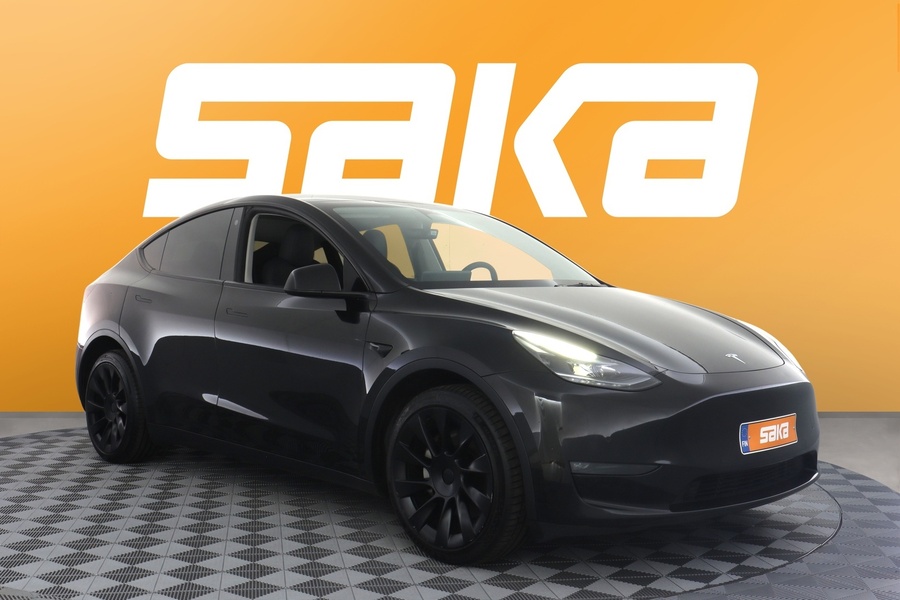 Tesla Model Y vaihtoauto
