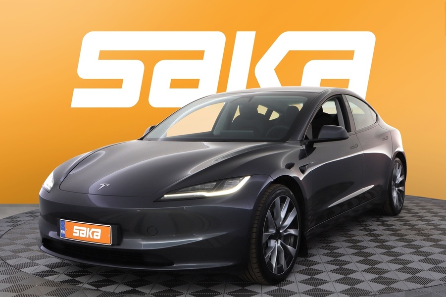 Tesla Model 3 vaihtoauto