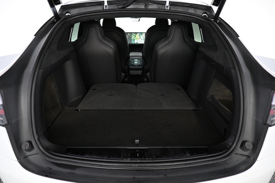 Tesla Model X vaihtoauto