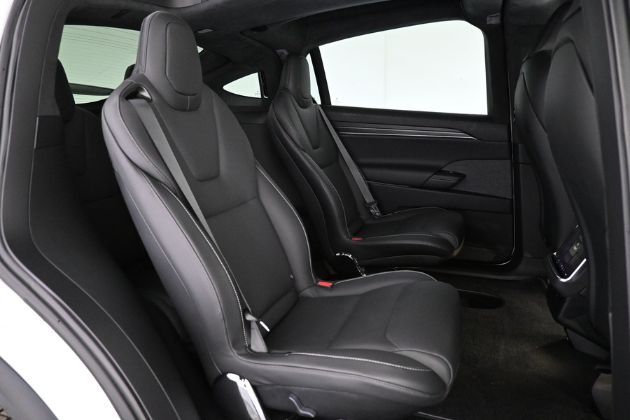 Tesla Model X vaihtoauto