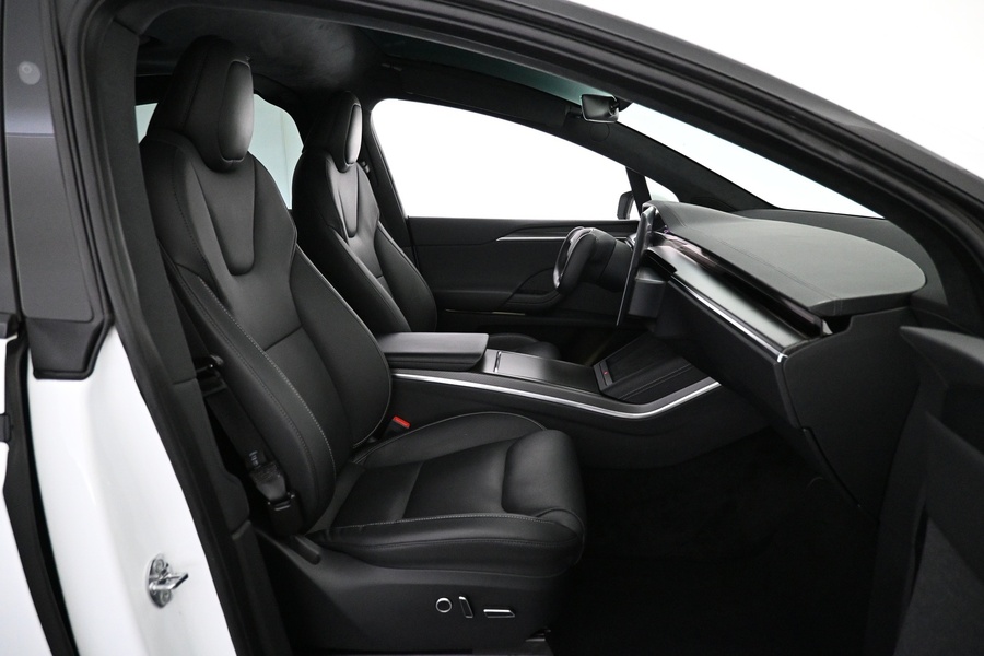 Tesla Model X vaihtoauto