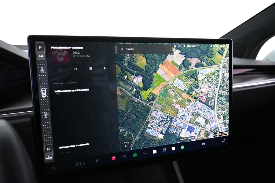 Tesla Model X vaihtoauto