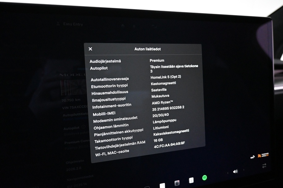 Tesla Model X vaihtoauto