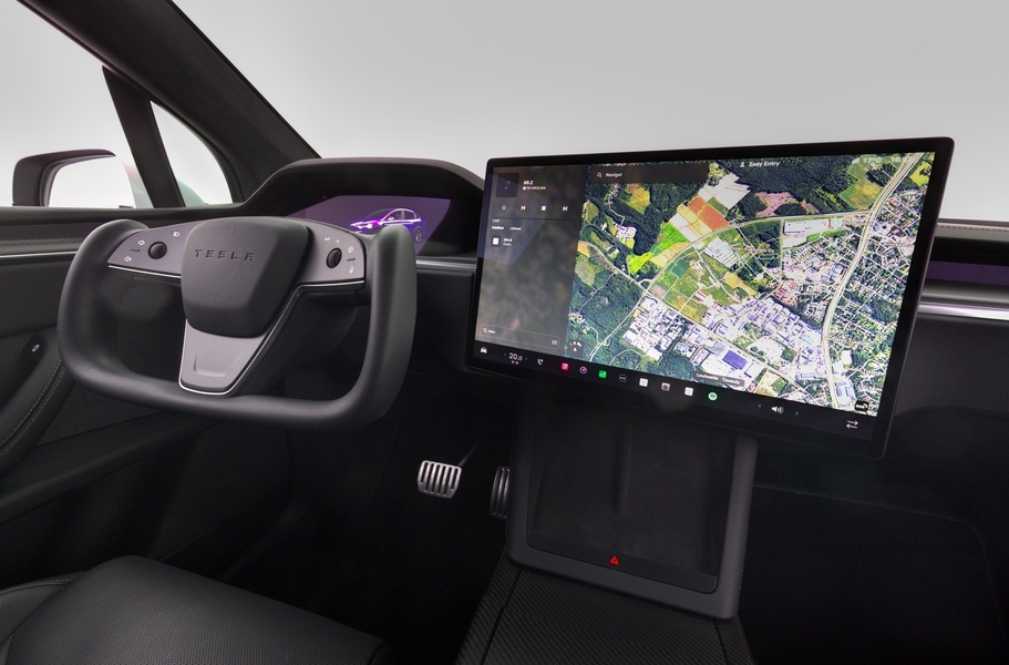 Tesla Model X vaihtoauto