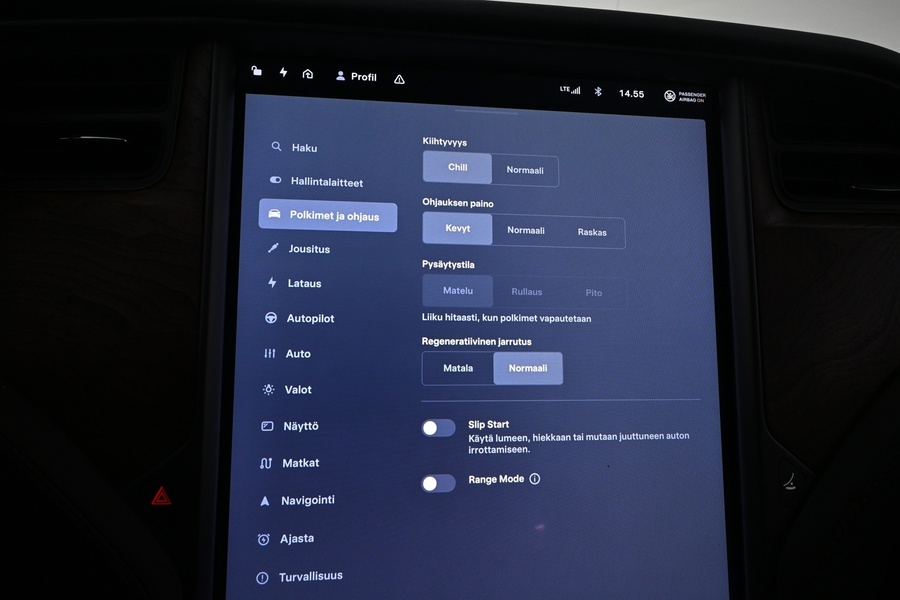 Tesla Model S vaihtoauto