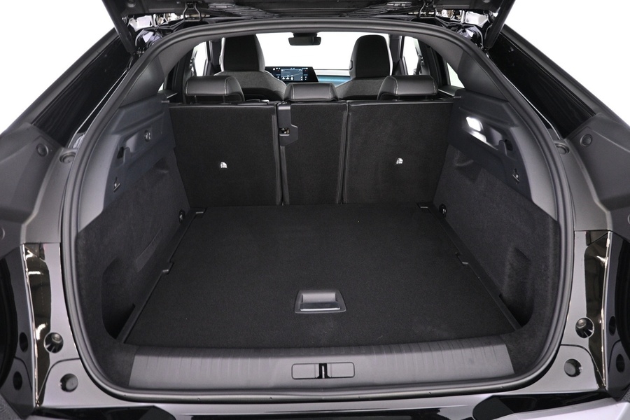 Peugeot E-3008 vaihtoauto