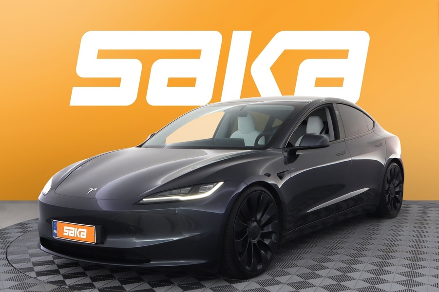 Tesla Model 3 vaihtoauto