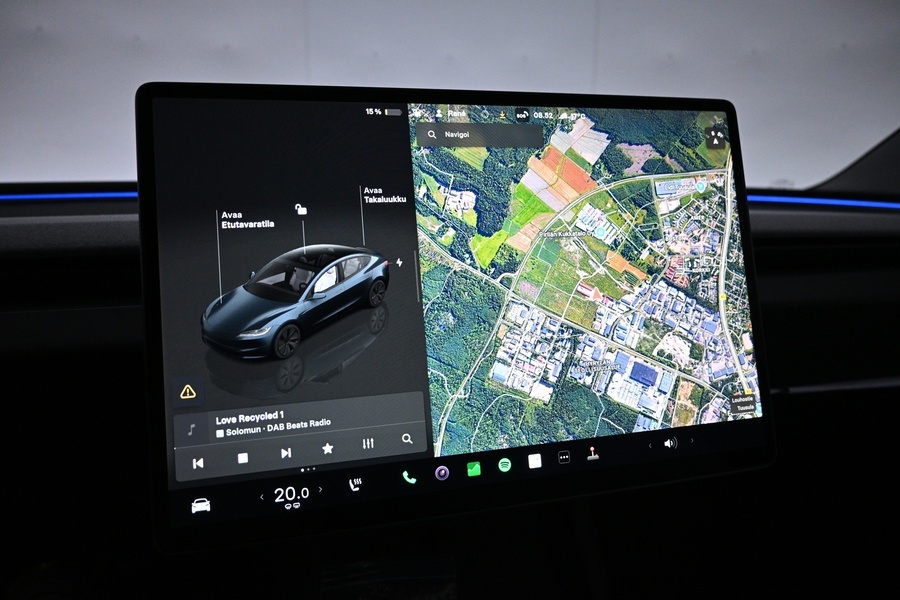 Tesla Model 3 vaihtoauto