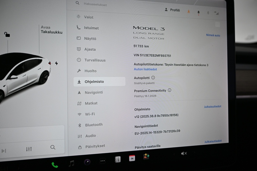 Tesla Model 3 vaihtoauto