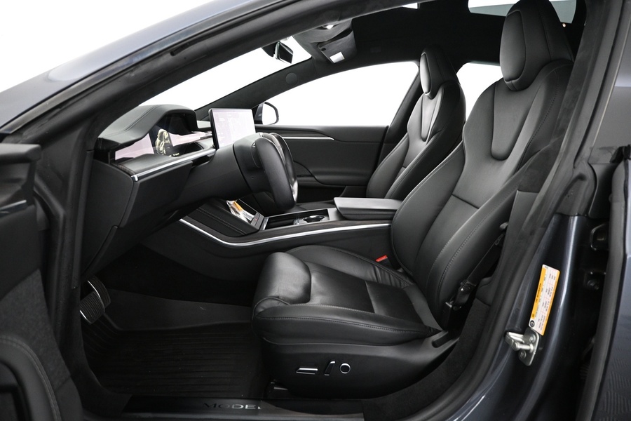 Tesla Model S vaihtoauto