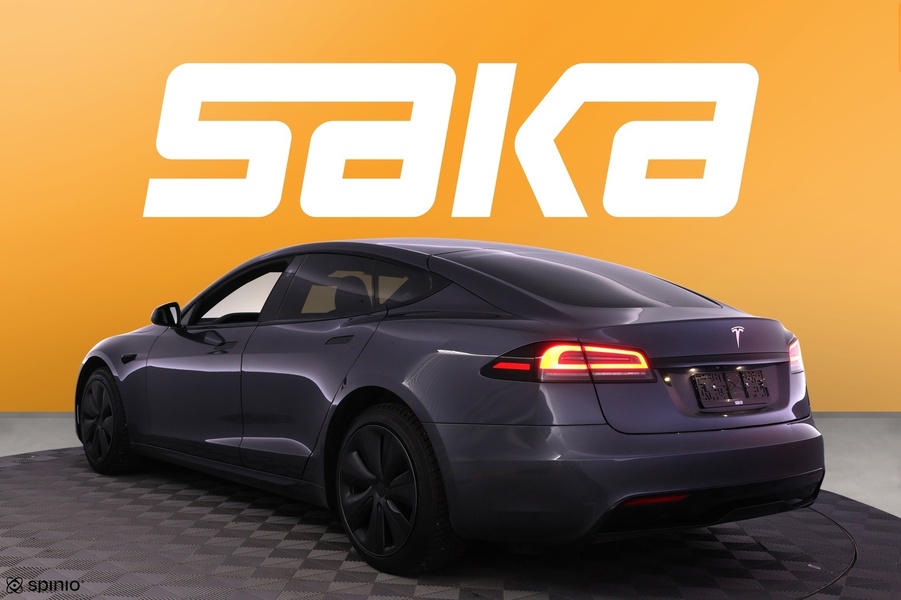 Tesla Model S vaihtoauto