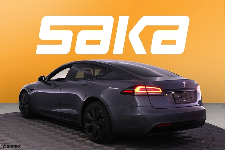Tesla Model S vaihtoauto