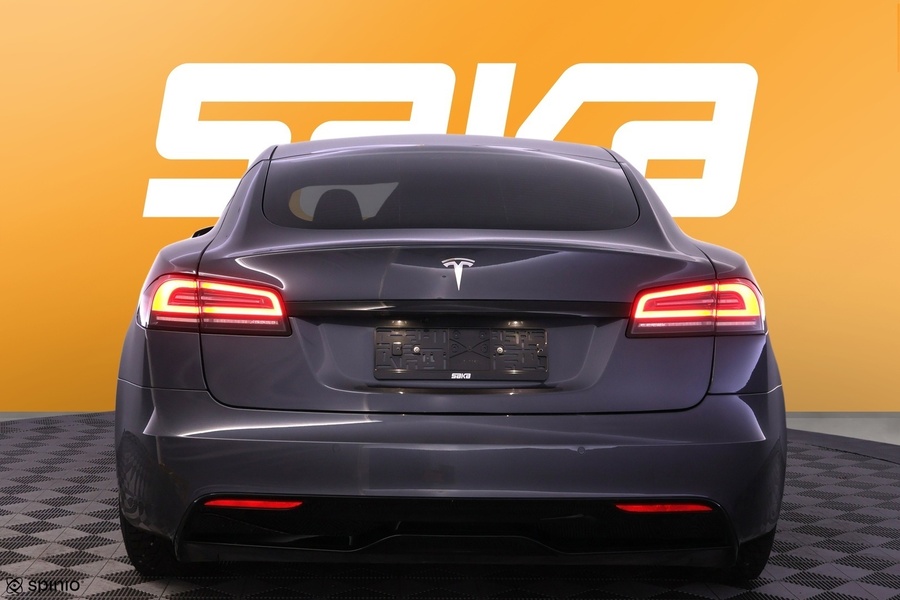 Tesla Model S vaihtoauto