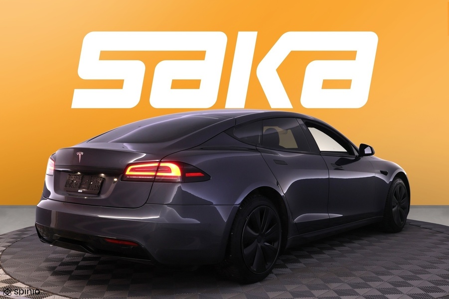 Tesla Model S vaihtoauto