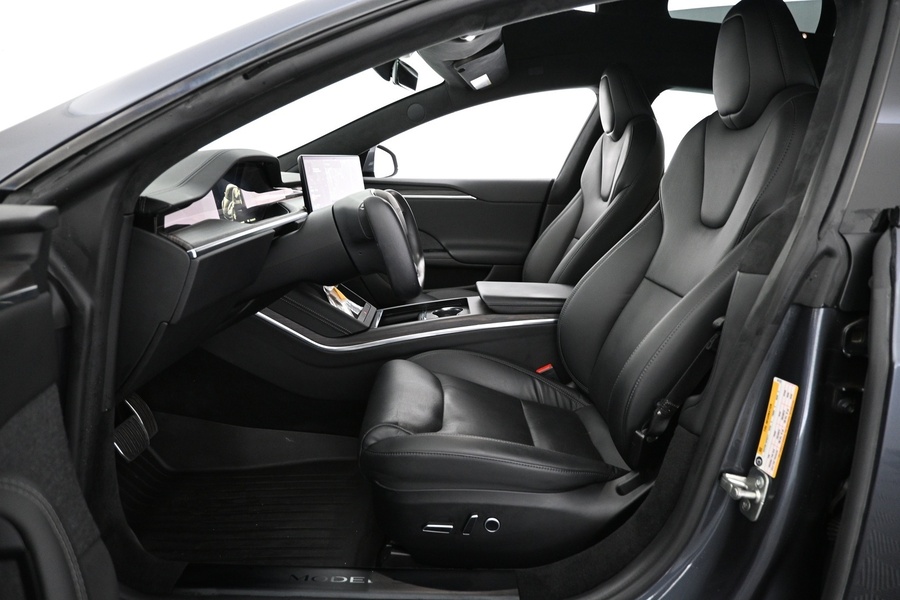 Tesla Model S vaihtoauto