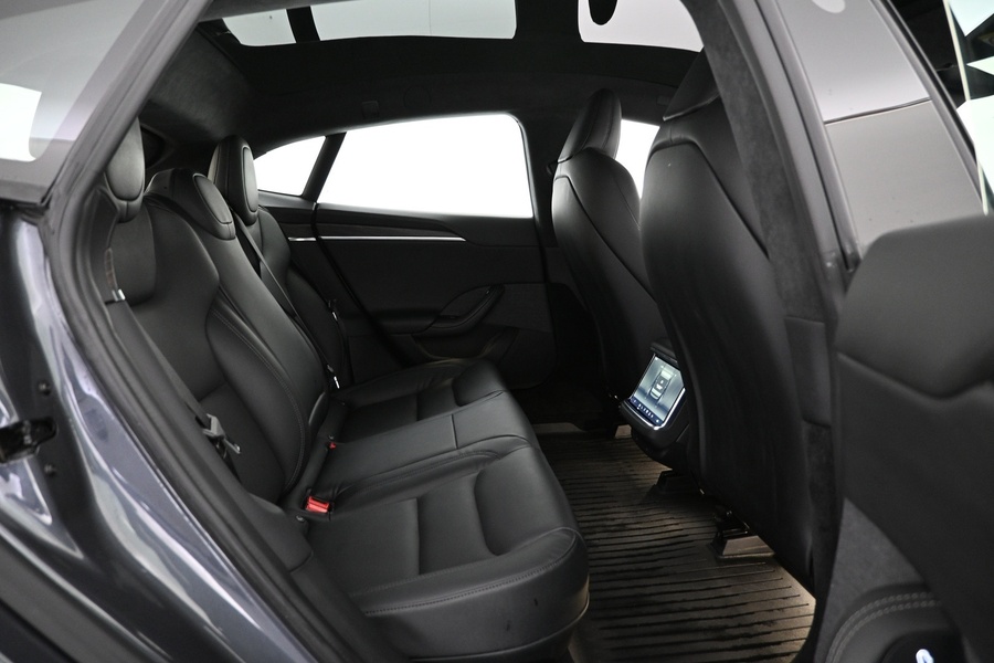 Tesla Model S vaihtoauto