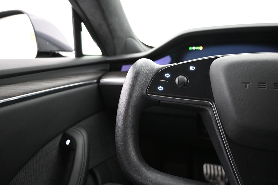 Tesla Model S vaihtoauto