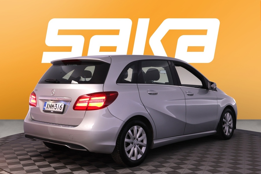 Mercedes-Benz B vaihtoauto